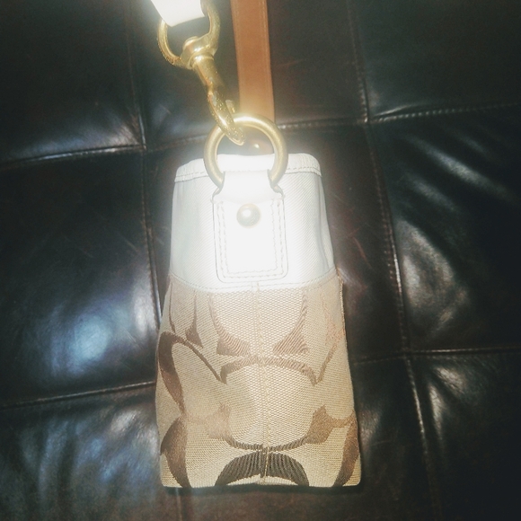 Authentic Coach Purse - Picture 4 of 8